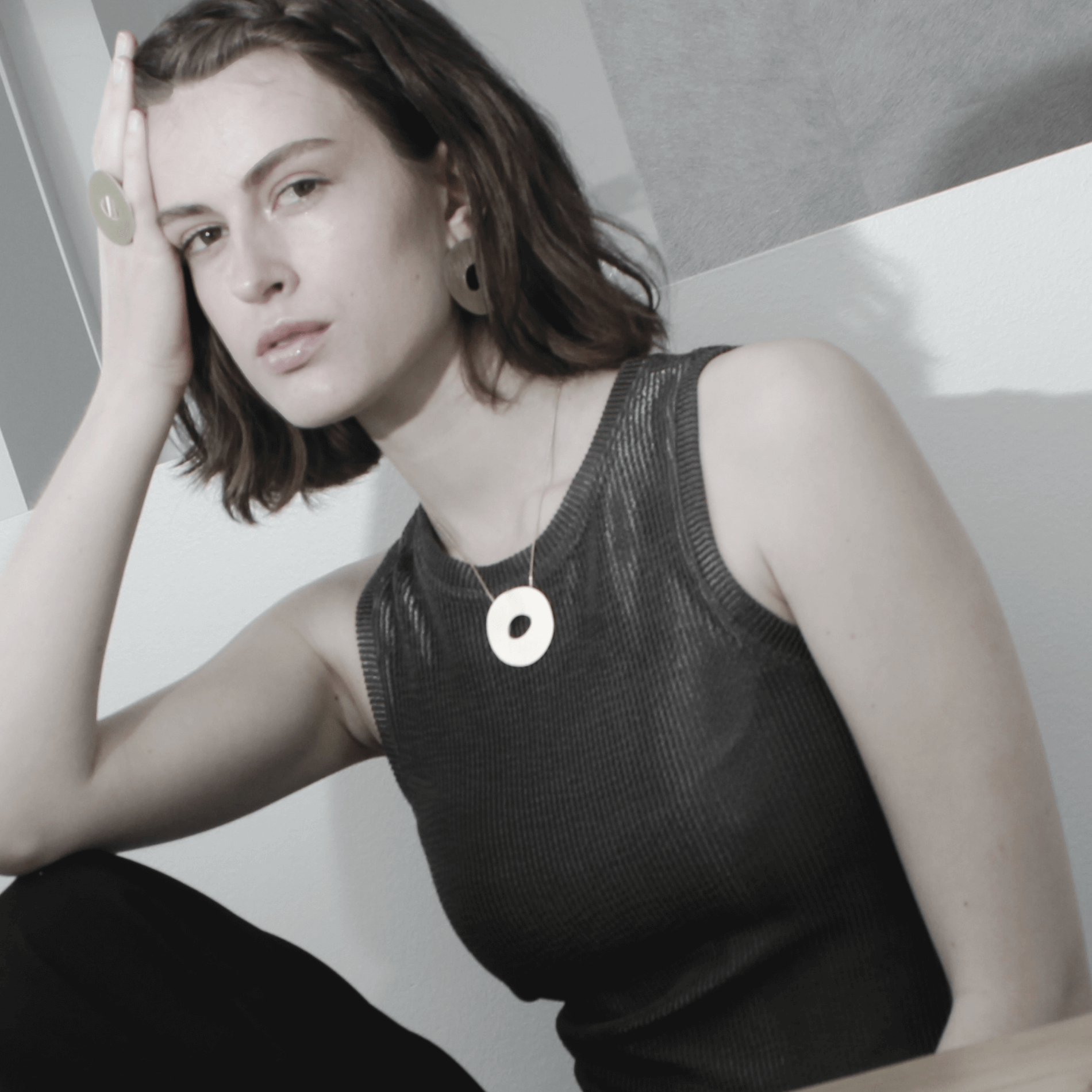 Alaya IN:STORE Short Mega Organic Circle Necklace Silver Plating