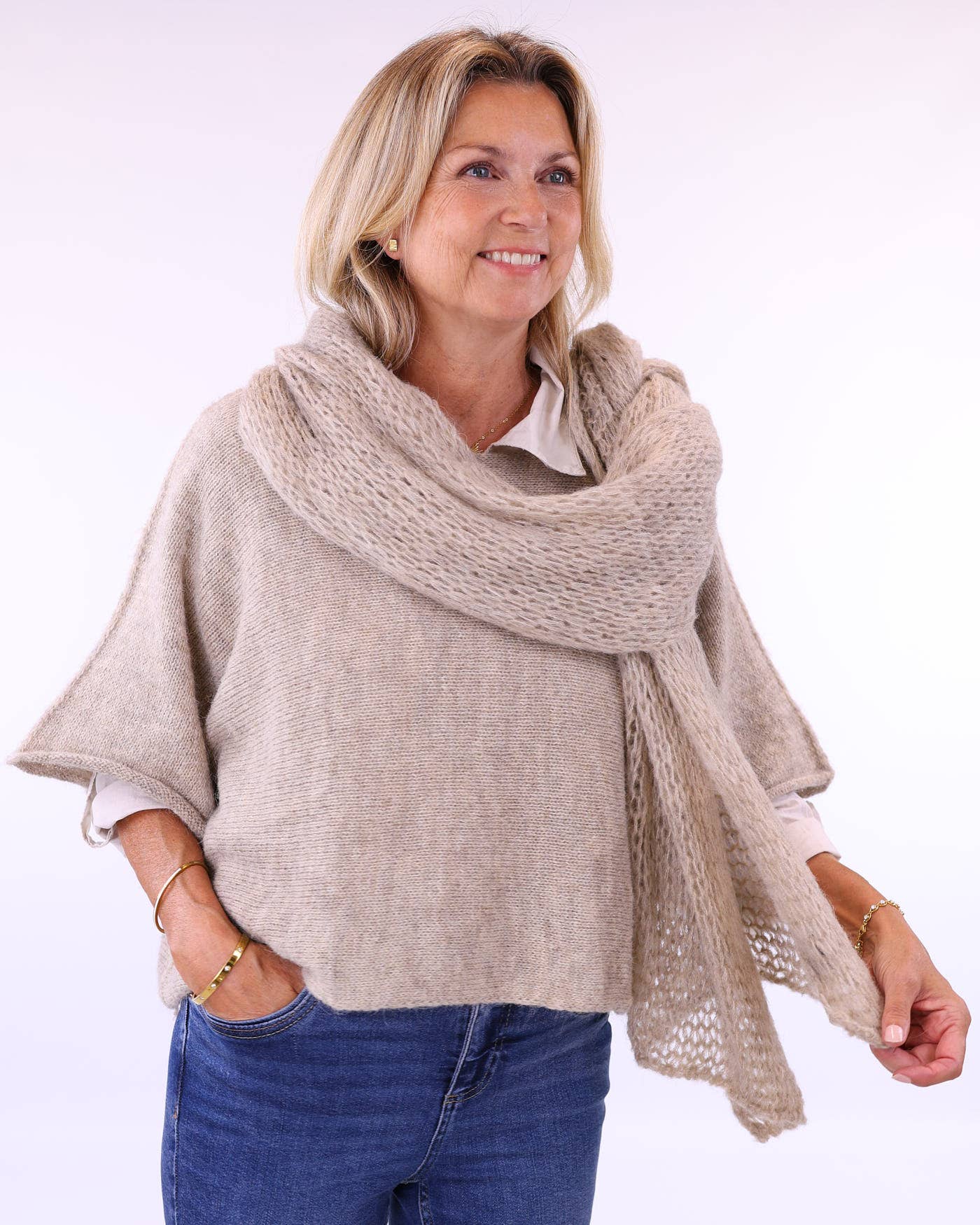 Alpaca Blend Scarf: Latte