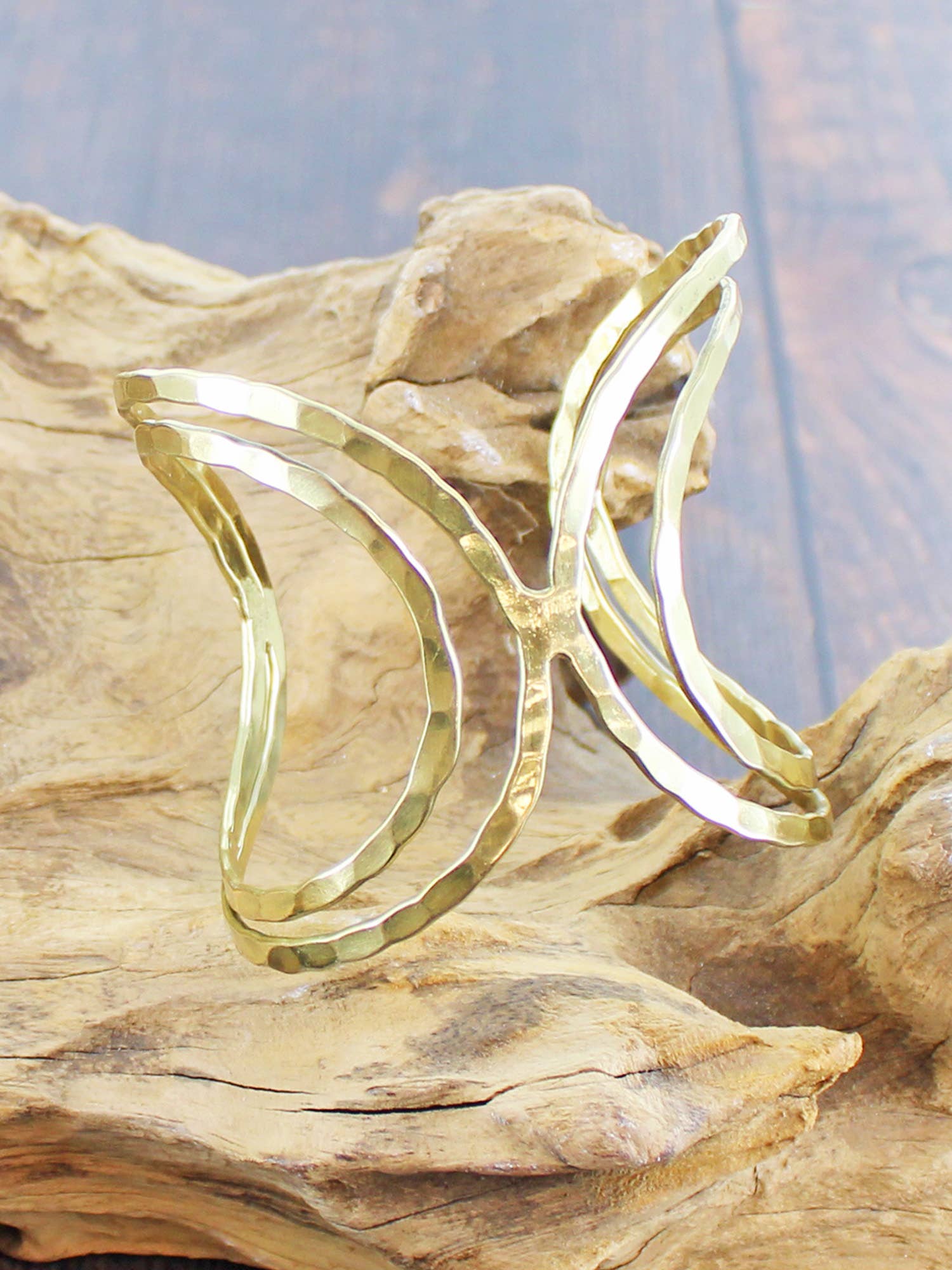 KH1512G BUTTERFLY LOOP BANGLE - Gifts Under £15 - Scotland