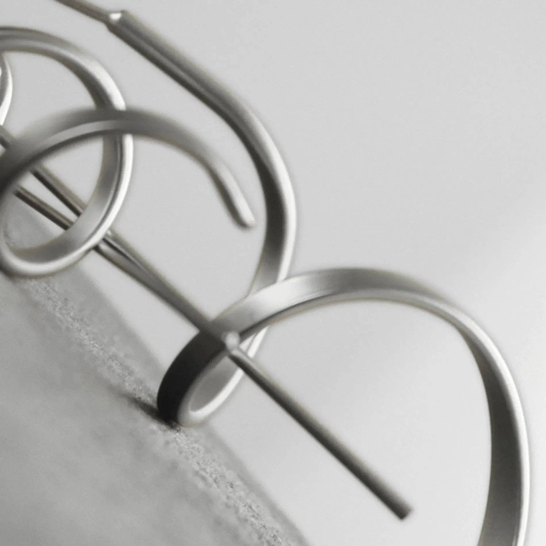 Tara Spinning Earring Silver Plating