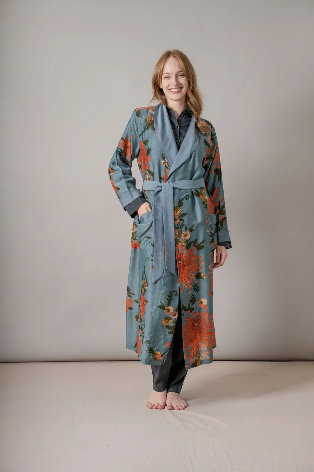 Chrysanthemum grey Gown