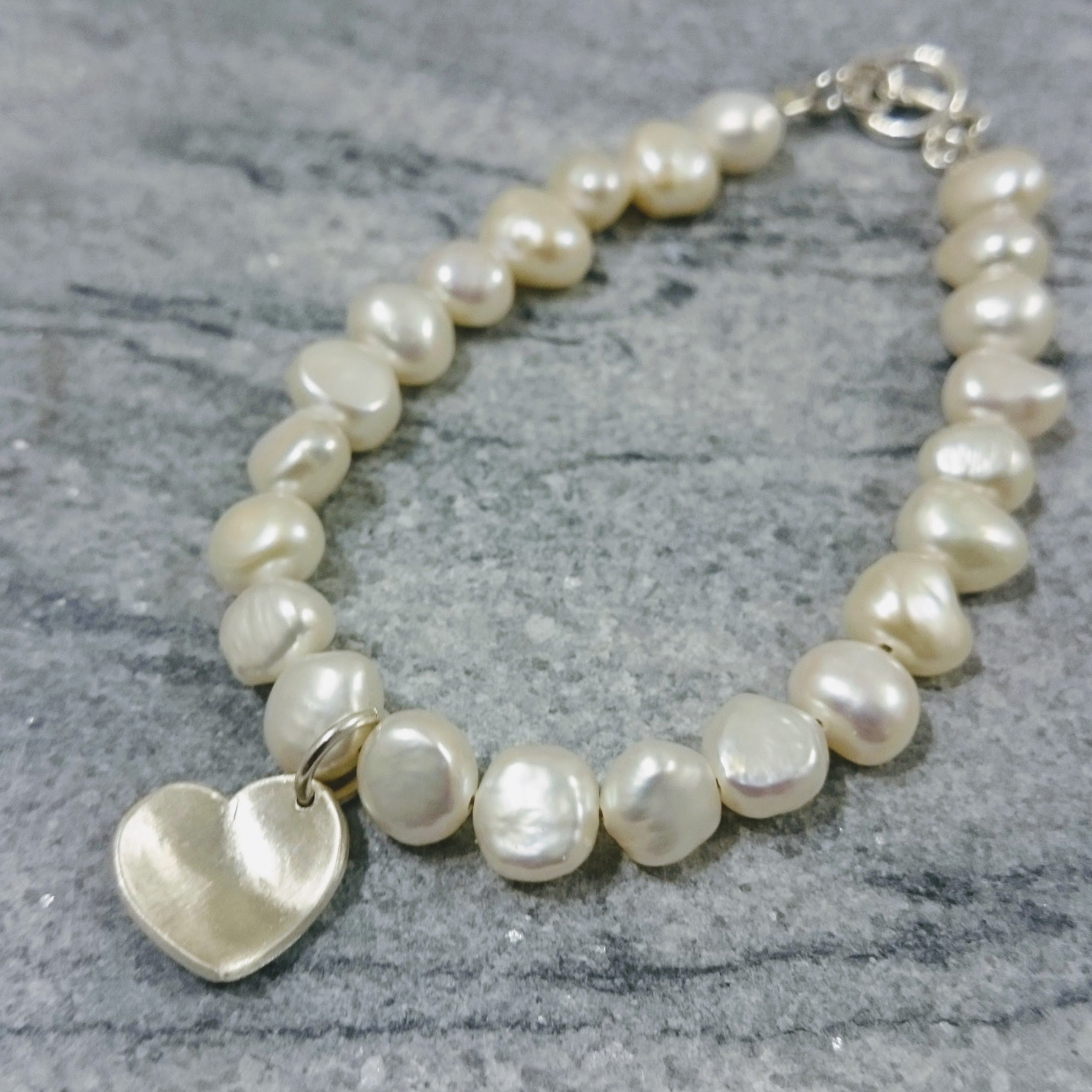Cream Pearl Heart Bracelet - The Nancy Smillie Shop - Art, Jewellery & Designer Gifts Glasgow