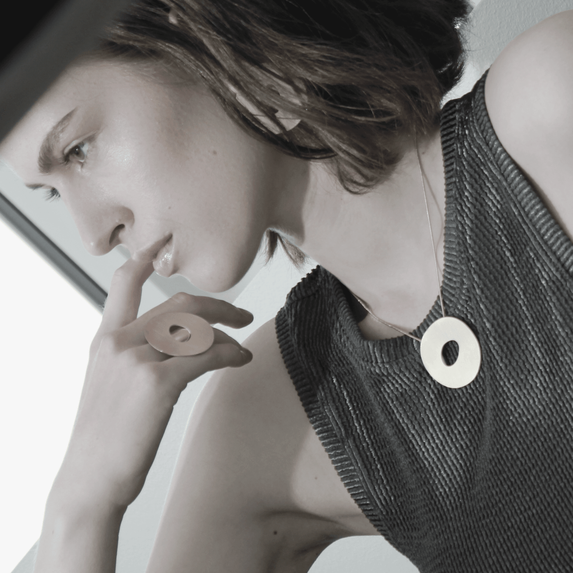 Alaya IN:STORE Short Mega Organic Circle Necklace Silver Plating