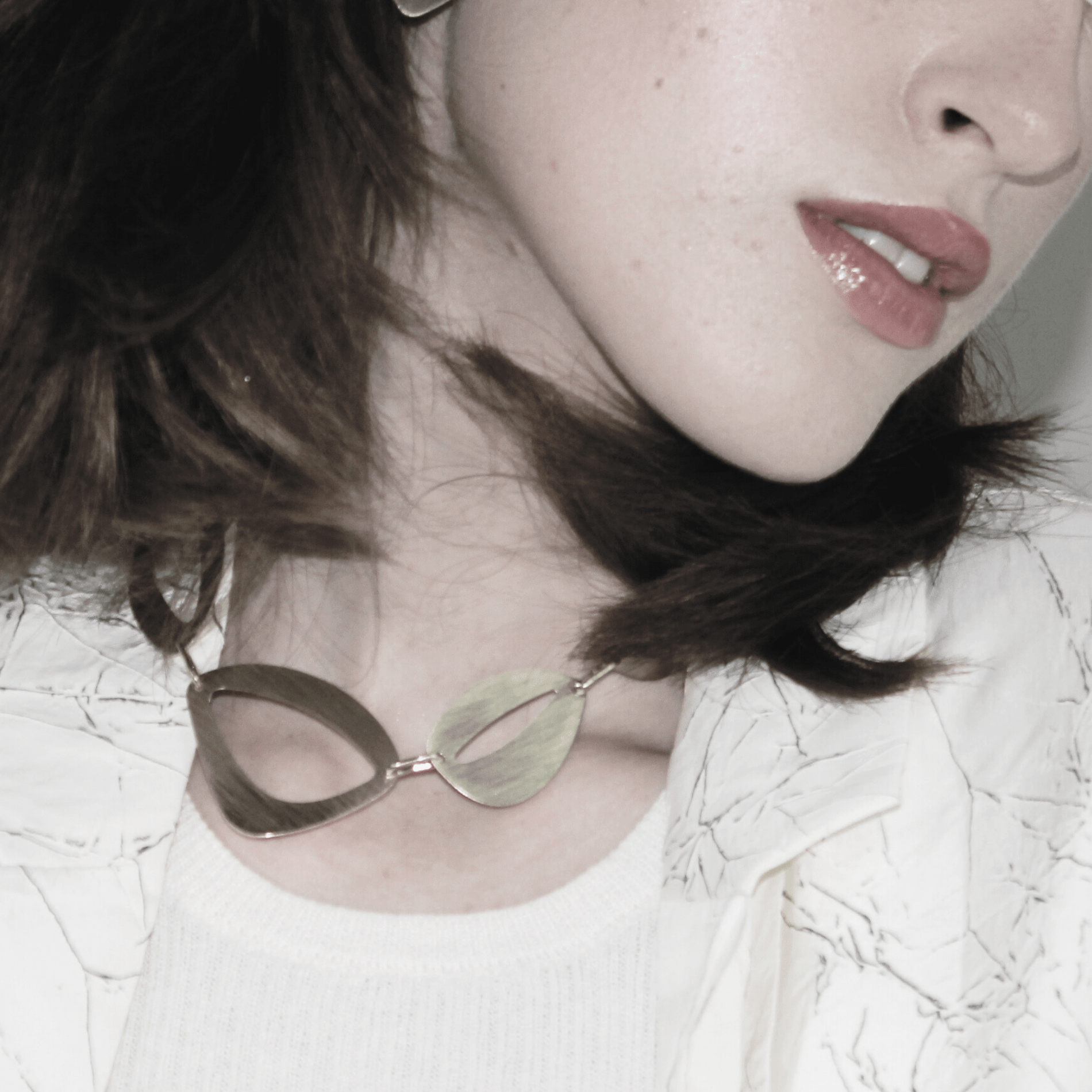 Alaya IN:STORE Short Asymmetrical Necklace Silver Plating