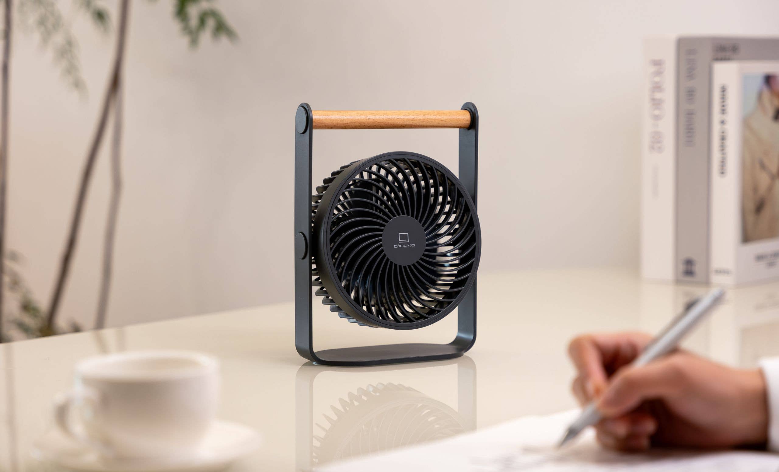 Lyra Portable Fan: Space Grey