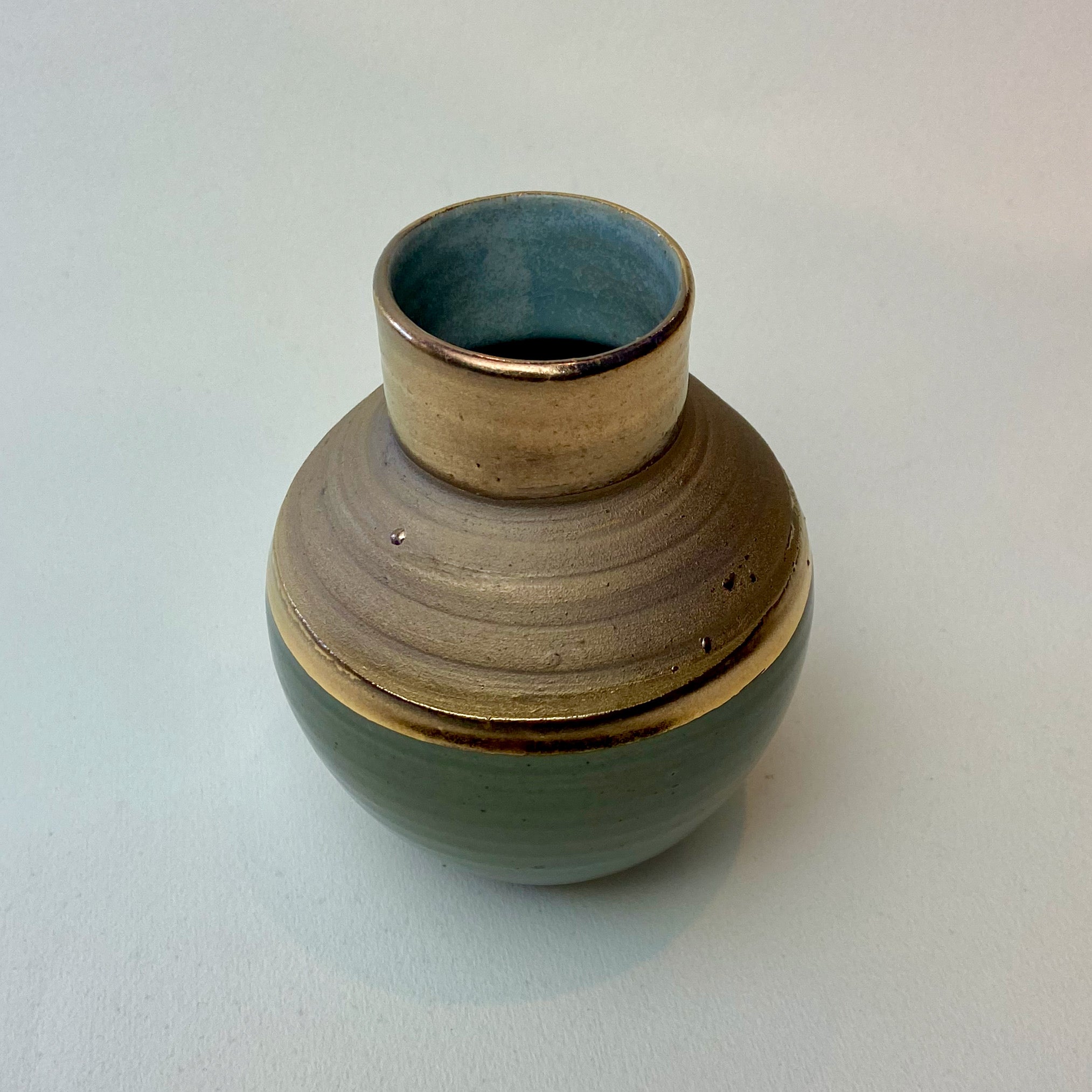 Hand Thrown Stoneware Pot 10cms with Gold - The Nancy Smillie Shop - Art, Jewellery & Designer Gifts Glasgow