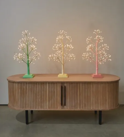 Hibiscus Tree - Pale Yellow - All Lighting - Scotland