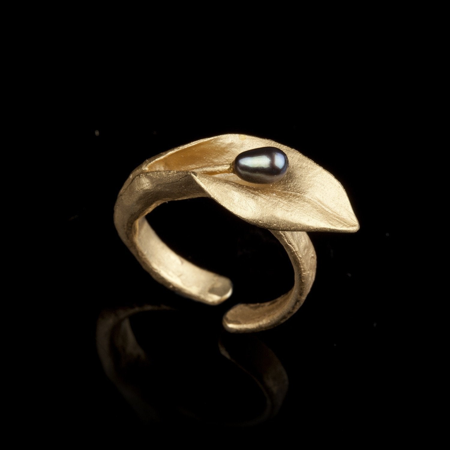 Hosta Ring - The Nancy Smillie Shop - Art, Jewellery & Designer Gifts Glasgow