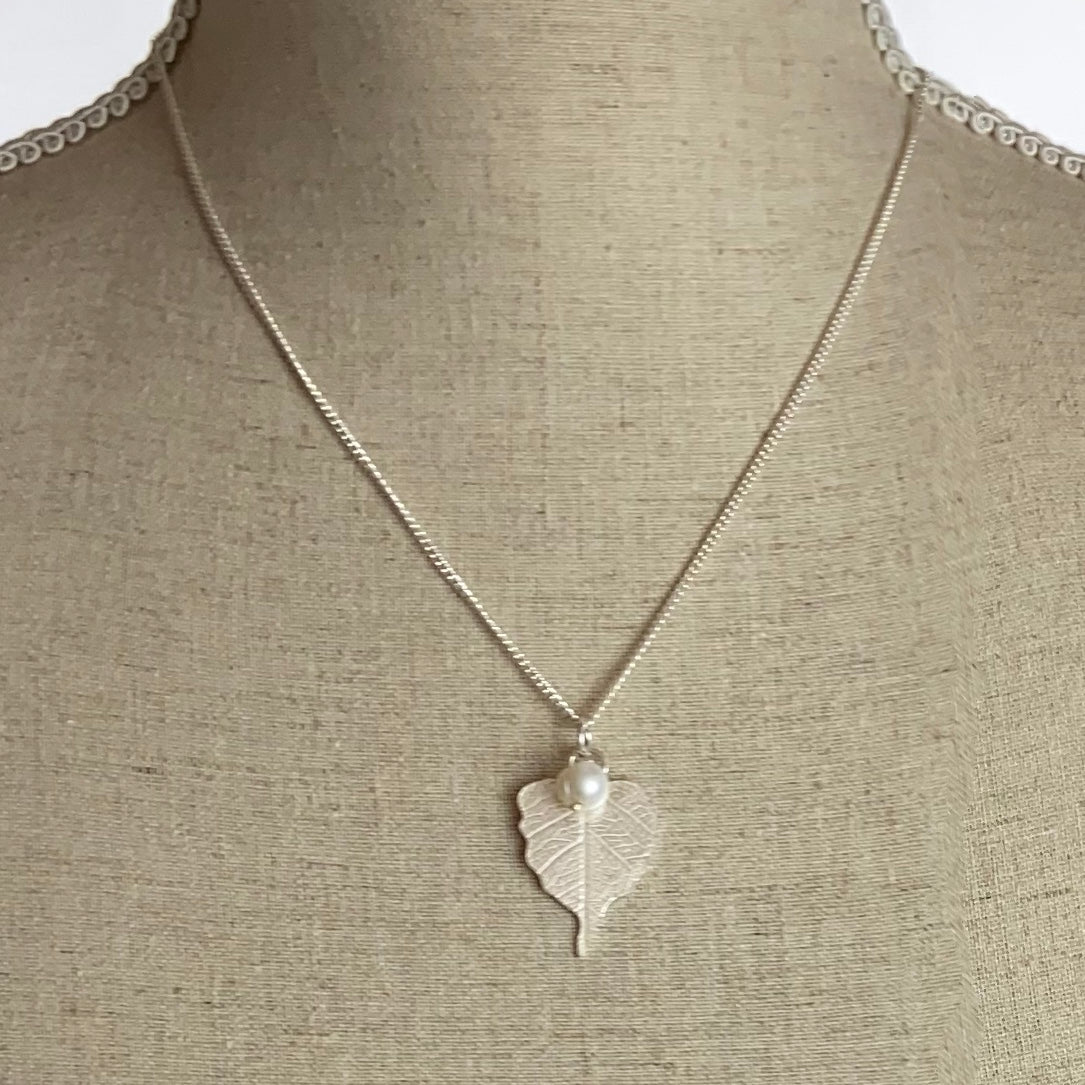 Leaf Stone Pendant - The Nancy Smillie Shop - Art, Jewellery & Designer Gifts Glasgow