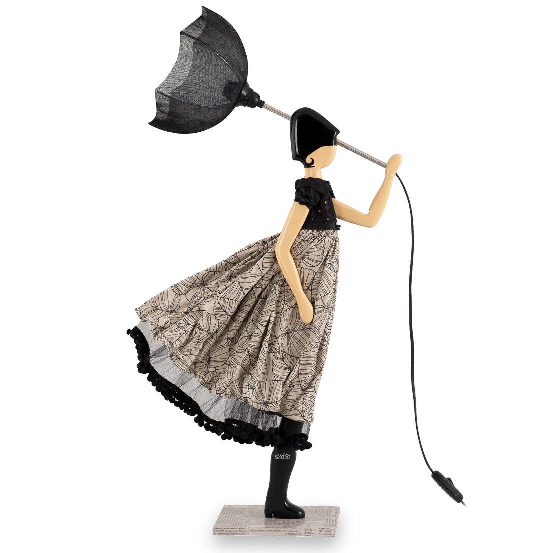 Lyra Lady black mesh umbrella lamp with stylized figurine in beige leaf dress