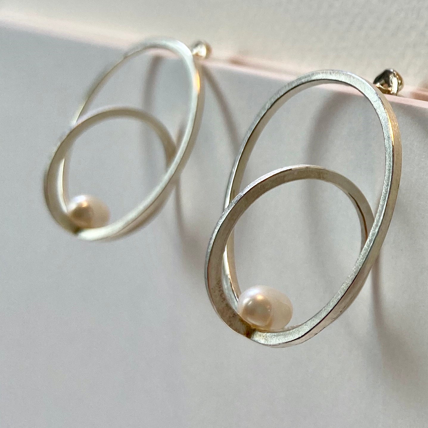 Silver Circles with Pearl - The Nancy Smillie Shop - Art, Jewellery & Designer Gifts Glasgow