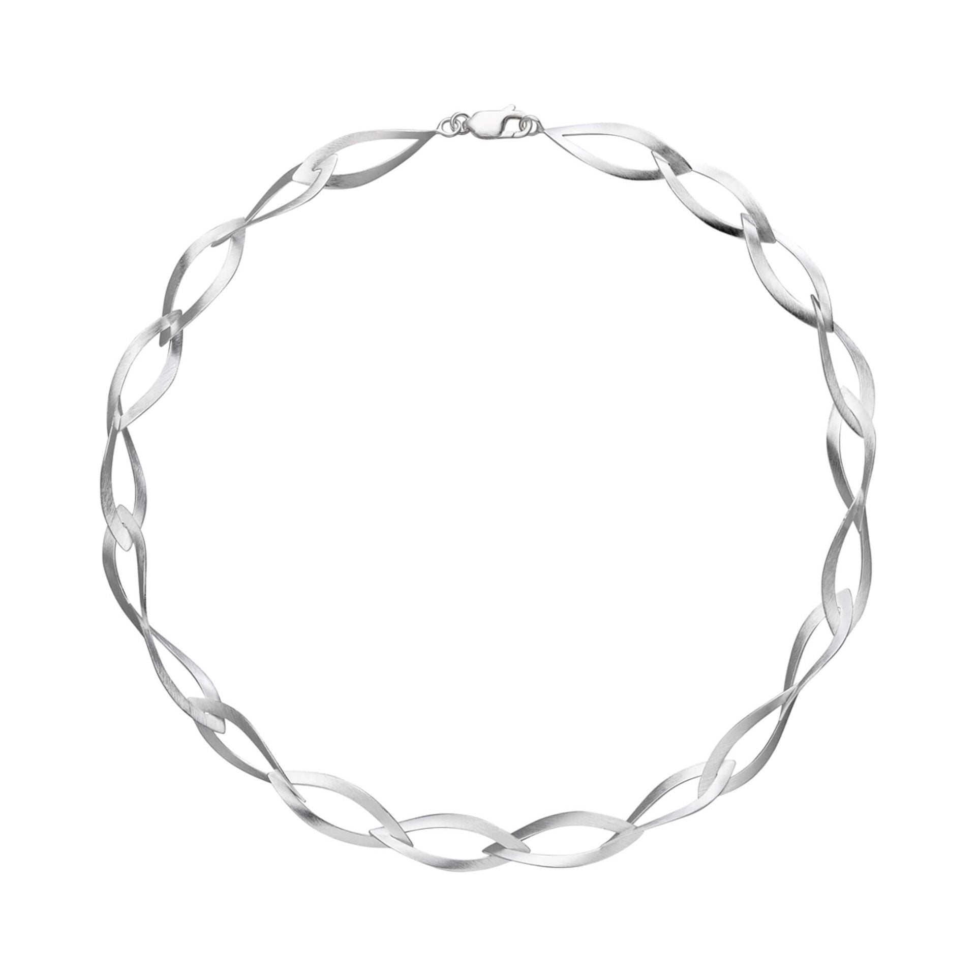 Silver twisted link necklace with sleek modern design