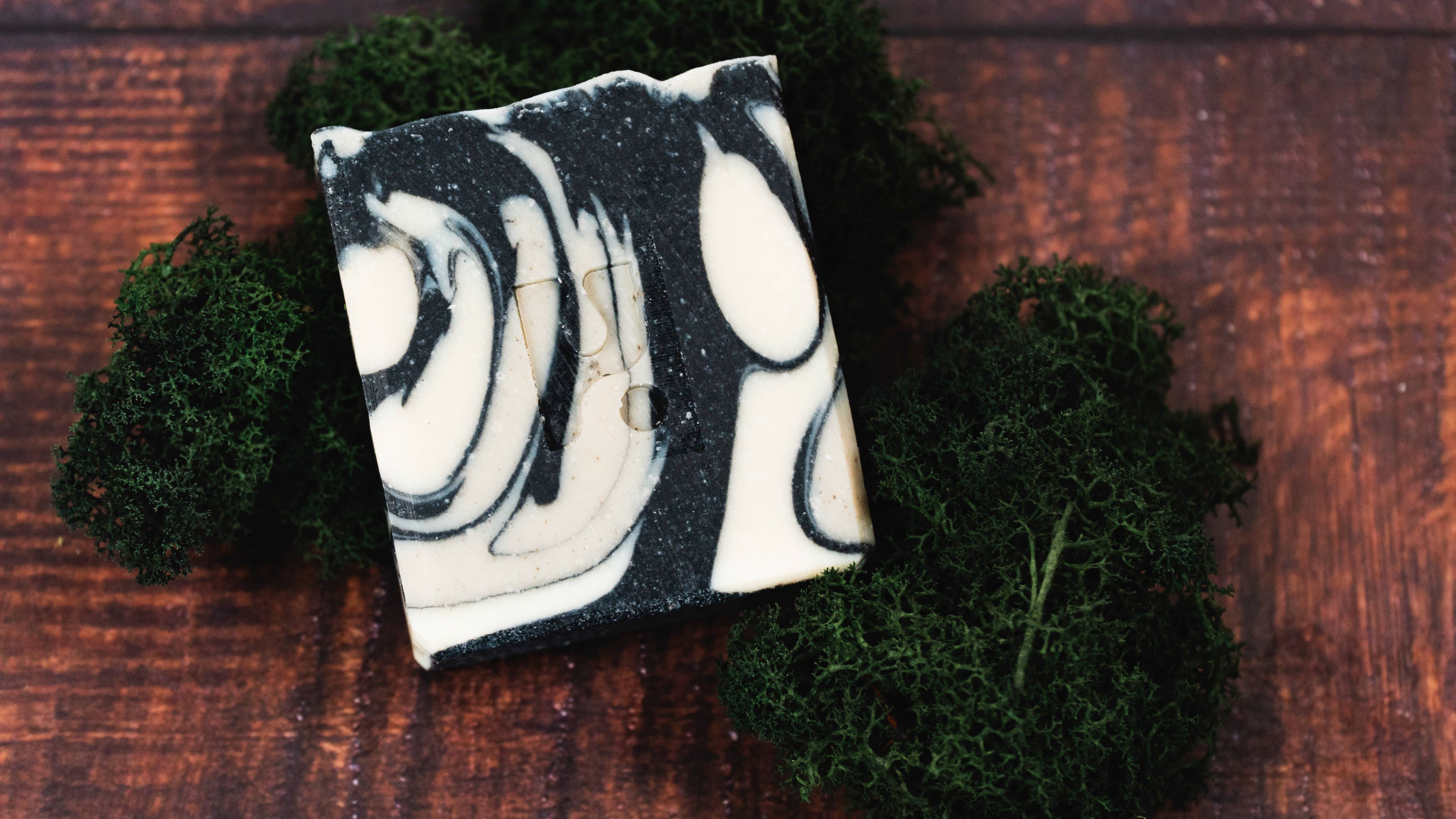Woodland 160g black and white marbled soap bar with glossy surface